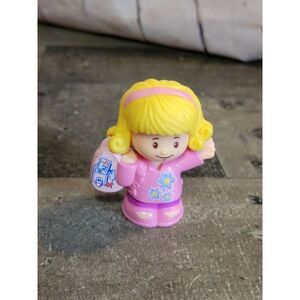 2016 Mattel Fisher-Price blonde girl travel‎ toy figure